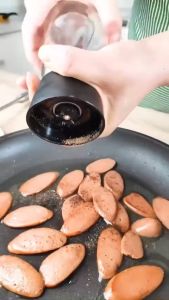 Lọ Xay Tiêu Thủy Tinh Cối Xay Tiêu Dụng Cụ Xay Tiêu Cầm Tay Mini Siêu Bền Tiện Lợi Bếp Sunhouse
