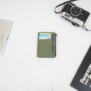 CARD HOLDER TEMPAT KARTU DOMPET 6 SLOT DENGAN 2 EXTRA SLOT + 1 SLOT UANG FREE CUSTOM GRAVIR/ MAGNUS