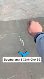 Đồ chơi boomerang 3 cánh xốp dẻo an toàn cho bé tập thể thao