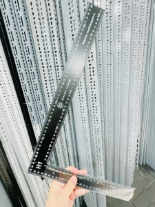 Thước góc thép e ke đen H1 và H2