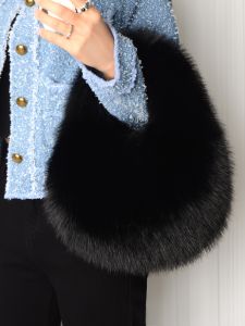 Fall Winter Fur Handbag Womens Handheld Plush Clutch Bag Luxury Sensation Small Niche Candy Color Casual Style Daily Match