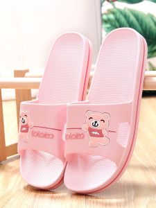 รองเท้าแตะพลาสติกกันลื่นในบ้านสำหรับผู้หญิงในฤดูร้อน รองเท้าแตะในร่ม รองเท้าแตะน้ำพลาสติกสำหรับผู้หญิง รองเท้าแตะส้นแบน รองเท้าแตะสำหรับใช้ในบ้าน