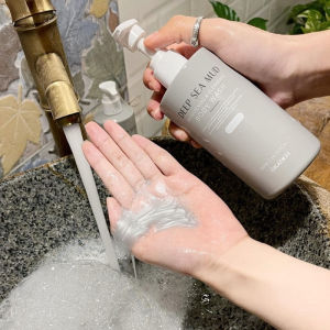 Whitening body wash Volcano Mud soap pemutih badan putihkan kulit Deep-Sea Mineral Mud Whole Body Whitening Cleansing bleaching skin Brightening shower gel bathing long-term whitening whole body to tan the skin