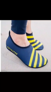 Dry Super รองเท้าเดินชายหาดผู้ใหญ่ รุ่น คลาสสิค-เหลือง