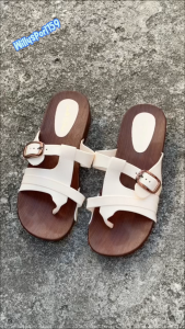 Sandal Wanita Jepit Kekinian Trendi Motif Gesper Nyaman Anti Slip Simpel Elegan