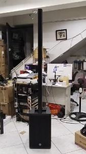 Yamaha P12STAGEPAS1K 1000-watt portable PA system with 8-channel powered mixer (2023 model)