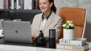 All-round 360°portable ultraviolet aromatherapy air purifier (UX-1)-with HEPA filter UVC system