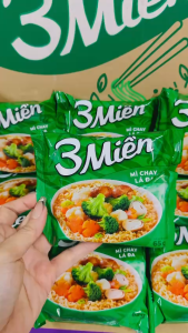 Thùng 30 Gói Mì Chay Lá Đa 3 Miền 65g - UN11T Date Tháng 5/2027