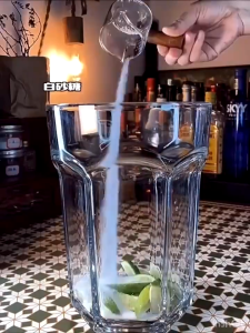 แก้วเบียร์ใหญ่ แก้ว4L แก้วเบียร์ยักษ์ ความจุขนาดใหญ่ แก้วไร้สารตะกั่ว ใส่เครื่องดื่มได้หลากหลาย