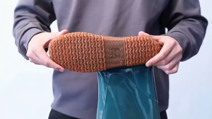 กางเกงกันน้ำ กางเกงลุยน้ำ กางเกงPVCลุยน้ำ กางเกงบูทกันน้ำ กางเกงทำสวนทำไร่ กางเกงพร้อมรองเท้าบูทกันน้ำ พร้อมส่ง บูท กางเกงกันน้ำ รองเท้าบูท ชุดเอี๊ยมกันน้ำ บูทยาว รองเท้าบูทกันน้ำ