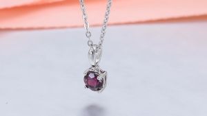 Silver 925 Pendant Necklace for Women Peridot Garnet Simple Design