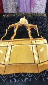 Sajadah Tebal TurkI Import Rumbai Emas Teballembut dan Empuk Ukuran Jumbo 75 x 112 cm Bisa Bayar Ditempat - Original Import Premium, Anti Slip Bagian Belakang