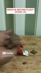 MC2THAILAND THE CAP OPENER WARNINGMAN REMOVE BEFORE FLIGHT MODEL 02 ที่เปิดฝาจีบ ที่เปิดขวด ไรท์สาระกับครูแว่น Tec40store Thecapopener