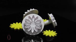4Pcs Flower Fondant Plunger Cutters Mold for Cookie Biscuit Making Cake Decorating Baking Tool Set for Home Kitchen Events