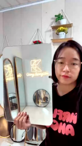 Gương Dán Tường Tự Dính Có Khả Năng Chống Thấm Nước Chống Vỡ Và Biến Dạng