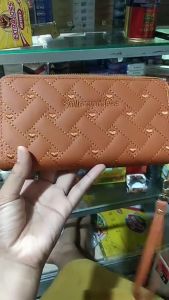 Dompet Wanita Desain Modern & Bahan Halus