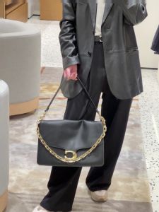 chain soft Tiger Print Bag Soft leather flip one shoulder oblique leather womens Chain bag Underarm stylish all-in-one handbag