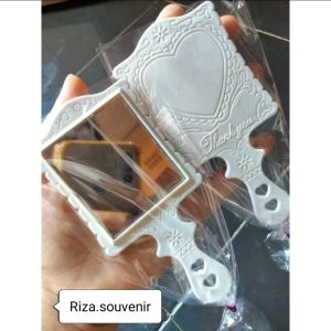 50pcs souvenir kaca kotak putih kemas plastik mewah