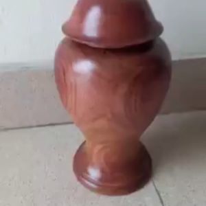 BÌNH LỌ GỖ HƯƠNG cao 35cmx16cmx16cm