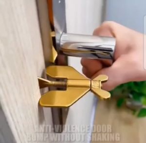 Kunci Pintu Aman SecurAGard: Solusi Keamanan Rumah