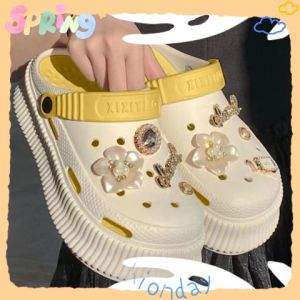 LHMoonlight พร้อมส่ง ทุกบ้าน รองเท้าแตะหัวโต รุ่นฮิต ใครๆเค้าก็ใส่กัน วัสดุคุณภาพดี สวมใส่สบาย ไม่มีout จะใส่ไปงานไหนๆ ก็สวยเป๊ะ จัดเลยยย