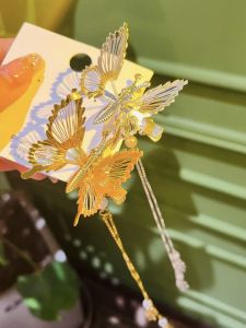 Korean Style Ancient Butterfly Motion Hair Tassels Women Spring Plushie Hairpin Side Brooch Headwear Fashionable Hair Accessories