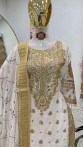[PRE-ORDER] READYMADE HEAVY EMBROIDERY PUNJABI SUITS {ETA:2025-12-31}