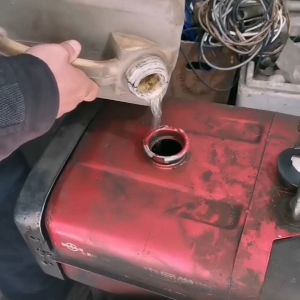 Original Corong Pengisian Minyak Oli Flexible Nozzle Anti Tumpah Motor