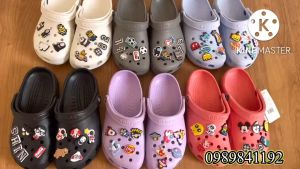 Dép Cross Classic Mẫu Cổ Điển Dành Cho Nam Và Nữ Giày Lỗ Thông Thoang Đế Giày Tăng Chiều cao Tặng Kèm 12 Sticker