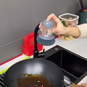 1PC Multifunctional Pressing Cleaning Brush Sponge Dispenser Easy Use Soap Cleaning Brushes Dispensing Tool Portable Scrubber Kitchen Cleaning Tool Cleaning Brushes