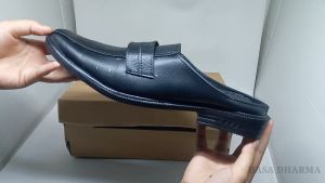 Sepatu Bustong Pria Kulit Sintetis Hitam