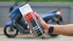 HAFEZ BUNDLING 1 RESTORER & 1 HELMET FOAM: Pengkilap dan Penghitam Body Motor