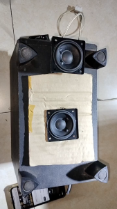 Củ loa toàn dải 2inch 3Ohm 3W loa loa chất lượng cao . Giá 1 cái