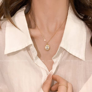 Retro Brushed Necklace Womens Spring Elegance High-End Feeling Mid-Century Sweater Chain Zircon Lightweight Luxury Accessories