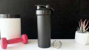 [Shopwithme99] B30-0073 600ml Plastic Protein Gym Water Shake Bottle Protein Shaker
