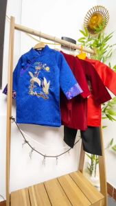 Áo dài cách tân cho bé trai 1-10 tuổi thêu đắp lạc khánh hàng thiết kế chất liệu nhung tuyết mềm mại