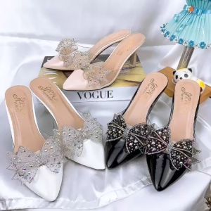 Giày sục cao gót nhọn 7p bít mũi da bóng kết nơ đính đá BM40