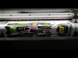 Stiker Grafis Modifikasi Motor: Sticker Striping Yamaha VEGA R