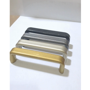 1196 Helmet Color Plastic Pull Handle