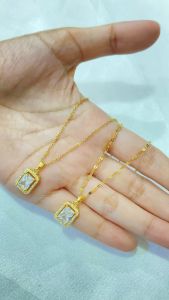 Noin Kalung Titanium Kristal Gold Korea Anti Karat Fashion Necklace Wanita