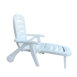 Outdoor Plastic Folding Lounger Hotel Beach Poolside Garden Daybed Comfortable Seating for Adults Luxury Stylish Design
