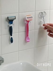 Anti-skid Trace less Hanging Hook Reusable Hook for Wall Hanging Punch Free