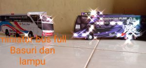 miniatur bus full Basuri dan lampu