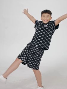 Áo phông cổ tròn cho bé YODY thun form rộng thoải mái áo hoạ tiết monogram cá tính TSK6250