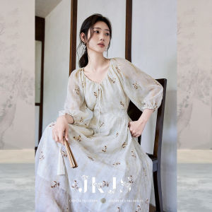 JK&JS | New Chinese Style French Embroidery V-Neck Dress