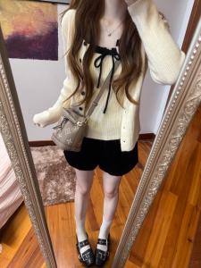 Korean Style Knitted Cardigan with Sream Wrap Womens 2025 New Early Autumn Sweater Coat External Top Atmosphere Feeling Costume