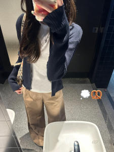 Korean Style Early Autumn Knitted Short Cardigan Womens Slim Fit Inner Wear Zipper Sweater Jacket Soft Long Sleeve Solid Color