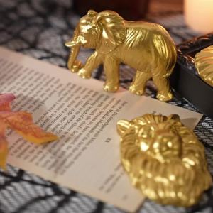 1PC Nhựa Vàng Hình Voi & Đầu Sư Tử Công Tắc Trang Trí Dán Trang Trí Nhà Hiện Đại Công Tắc Bao Da Tác Phẩm Nghệ Thuật