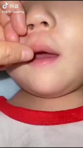 【BUY 1 TAKE 1】Baby Toothbrush U-Shape Toothbrush Kids Mousse Foam Toothpaste Set Teeth Cleaning