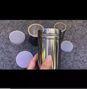 Stainless Steel Powder Sugar Shaker Duster with Lid Fine Mesh Shaker Powder Can Dense Hole Dental Signature Tube Barbecue Seasoning Bottle